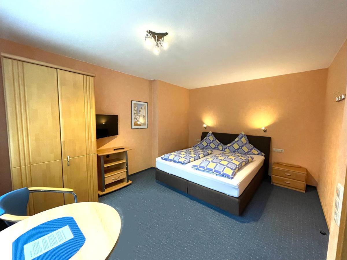 Zum Weingutsmuseum Hotell Cochem Eksteriør bilde
